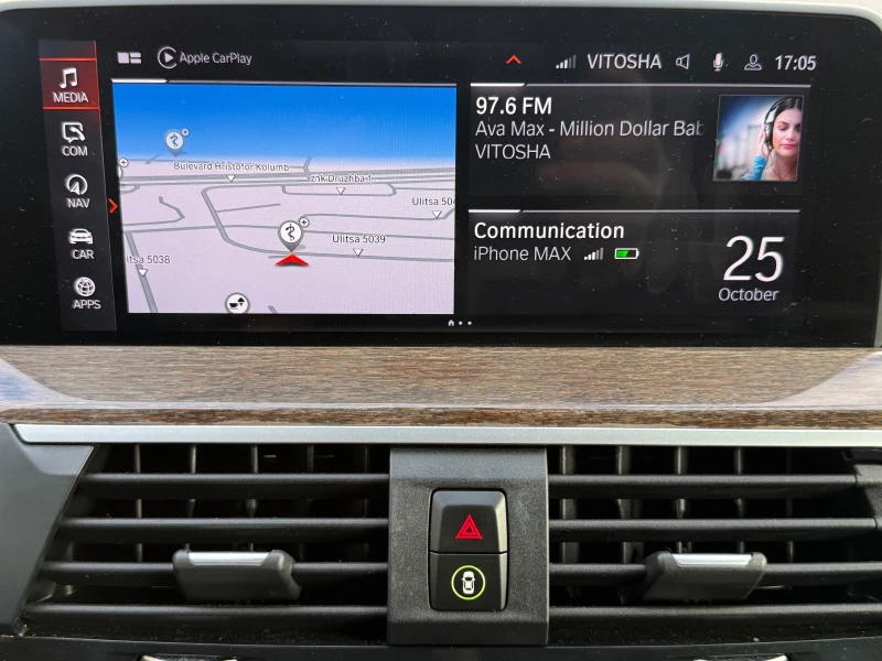 BMW X3 30i, снимка 16 - Автомобили и джипове - 52526439