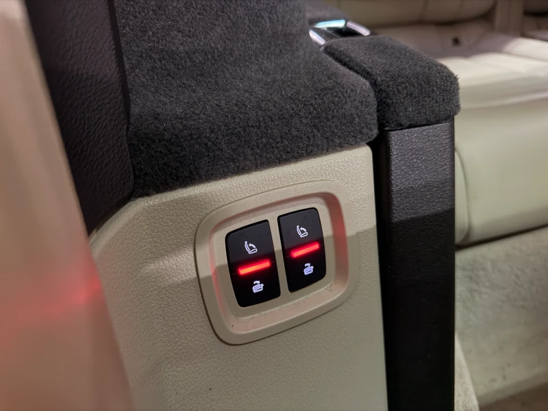 Audi Q7 3.0 TFSI Quattro / TECHNIK / PANO / 7 SEATS / BOSE, снимка 17 - Автомобили и джипове - 52749612