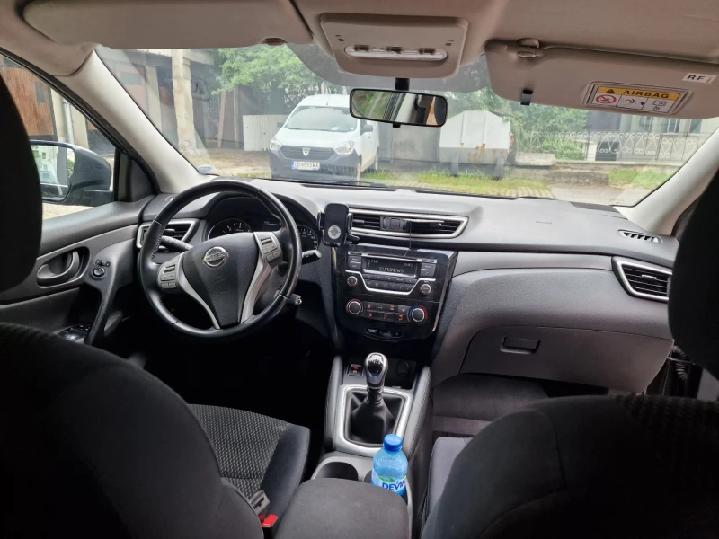 Nissan Qashqai 1.5 DCI, снимка 11 - Автомобили и джипове - 52693409