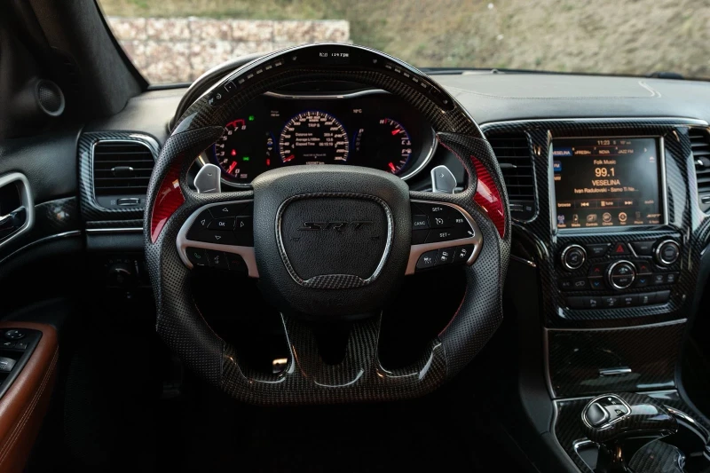 Jeep Grand cherokee, снимка 10 - Автомобили и джипове - 53100732