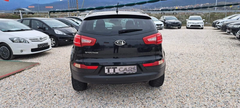 Kia Sportage 2.0 CRDI 4X4 АВТОМАТ, КОЖА, НАВИ, ПОДГРЕВ, снимка 6 - Автомобили и джипове - 53479143