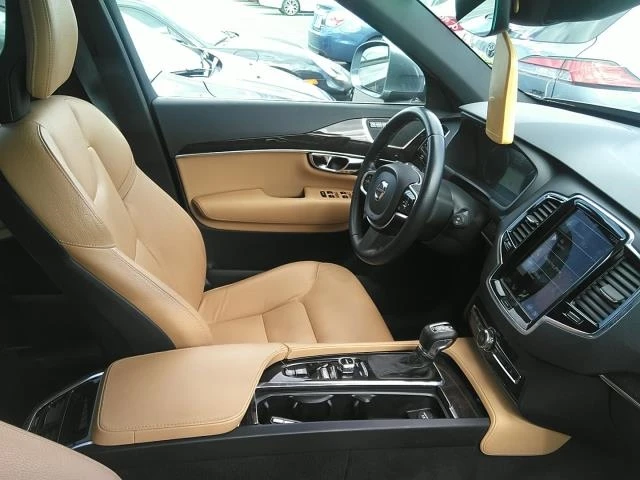 Volvo Xc90 T6 Momentum 7-Passenger, КРАЙНА ЦЕНА, снимка 5 - Автомобили и джипове - 49064699