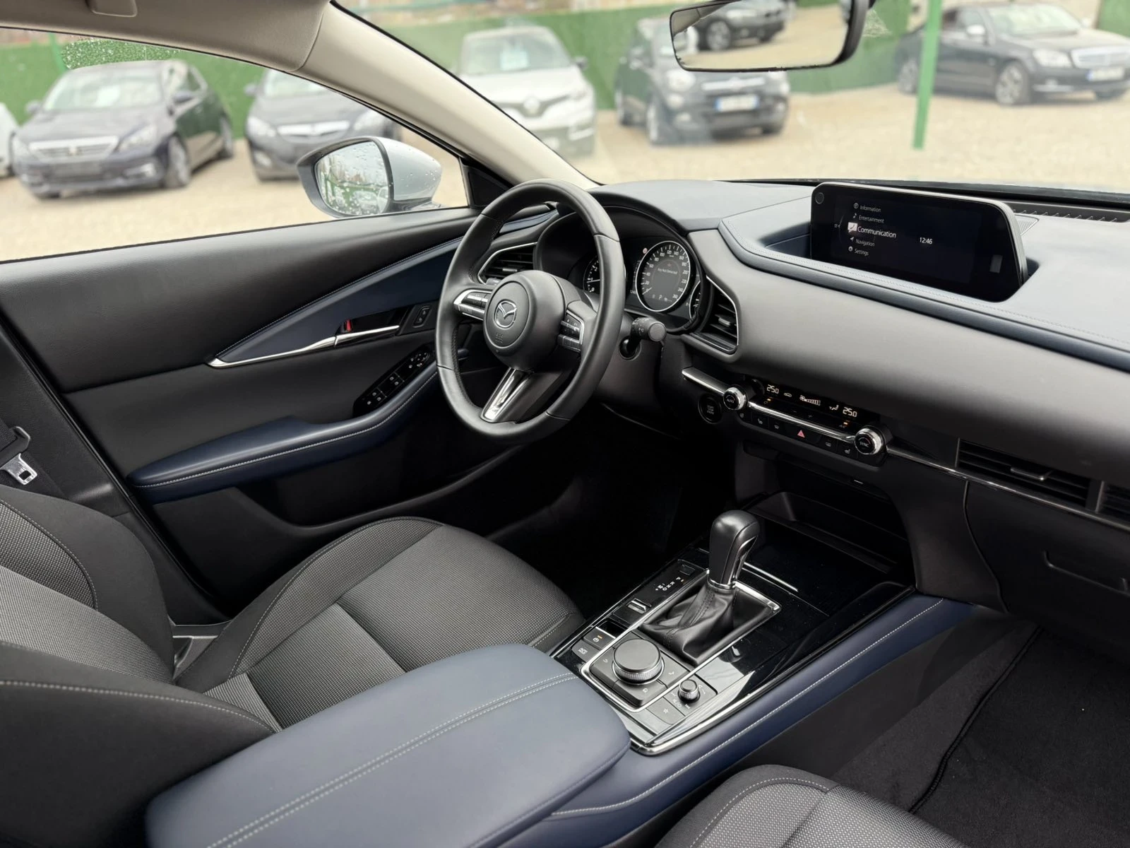 Mazda CX-30  - изображение 10