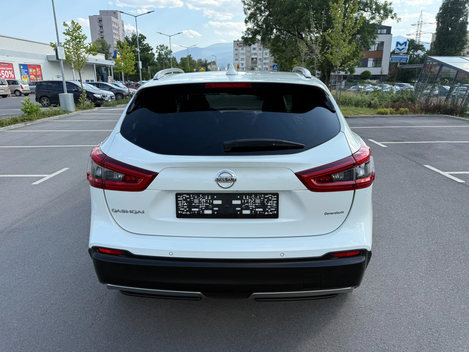 Nissan Qashqai 1.6dci* FACELIFT* FULL*  - изображение 5