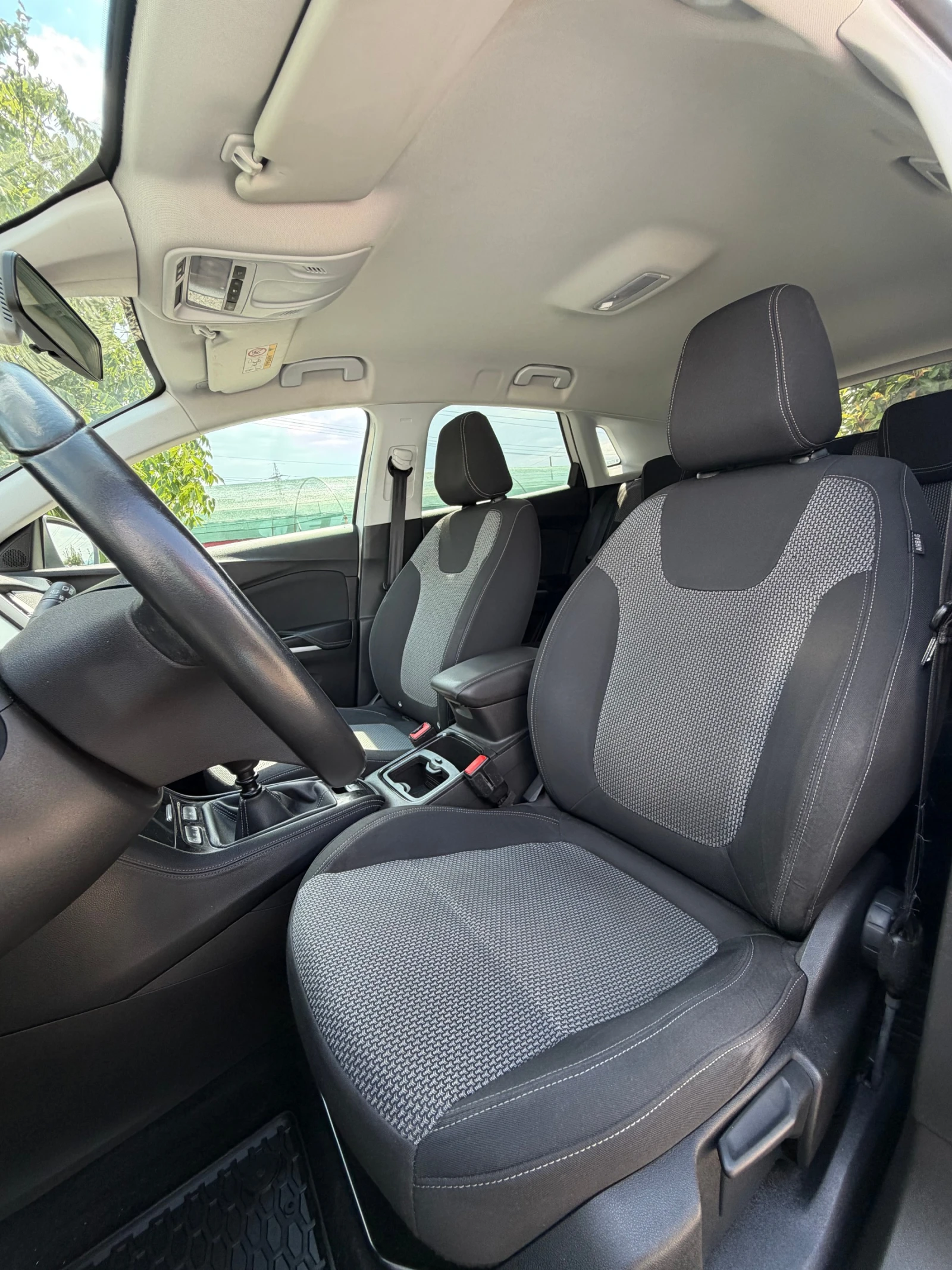Opel Grandland X 1.6HDi 120/E6, снимка 9 - Автомобили и джипове - 53417067