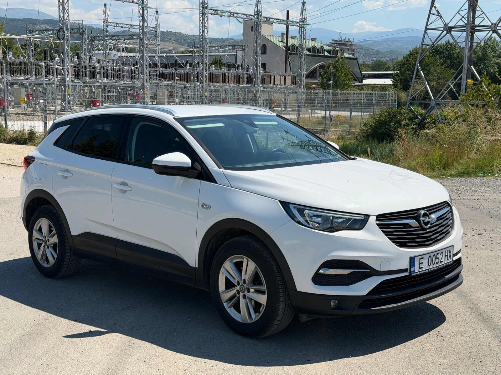 Opel Grandland X 1.6HDi 120/E6, снимка 3 - Автомобили и джипове - 53417067