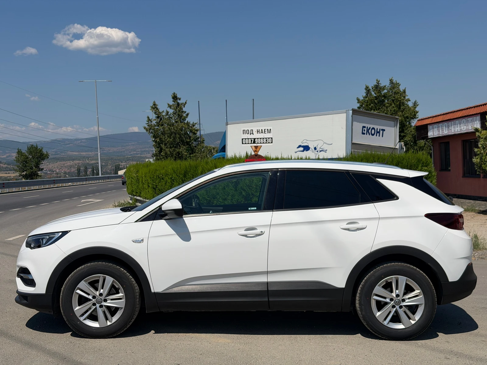 Opel Grandland X 1.6HDi 120/E6, снимка 8 - Автомобили и джипове - 53417067