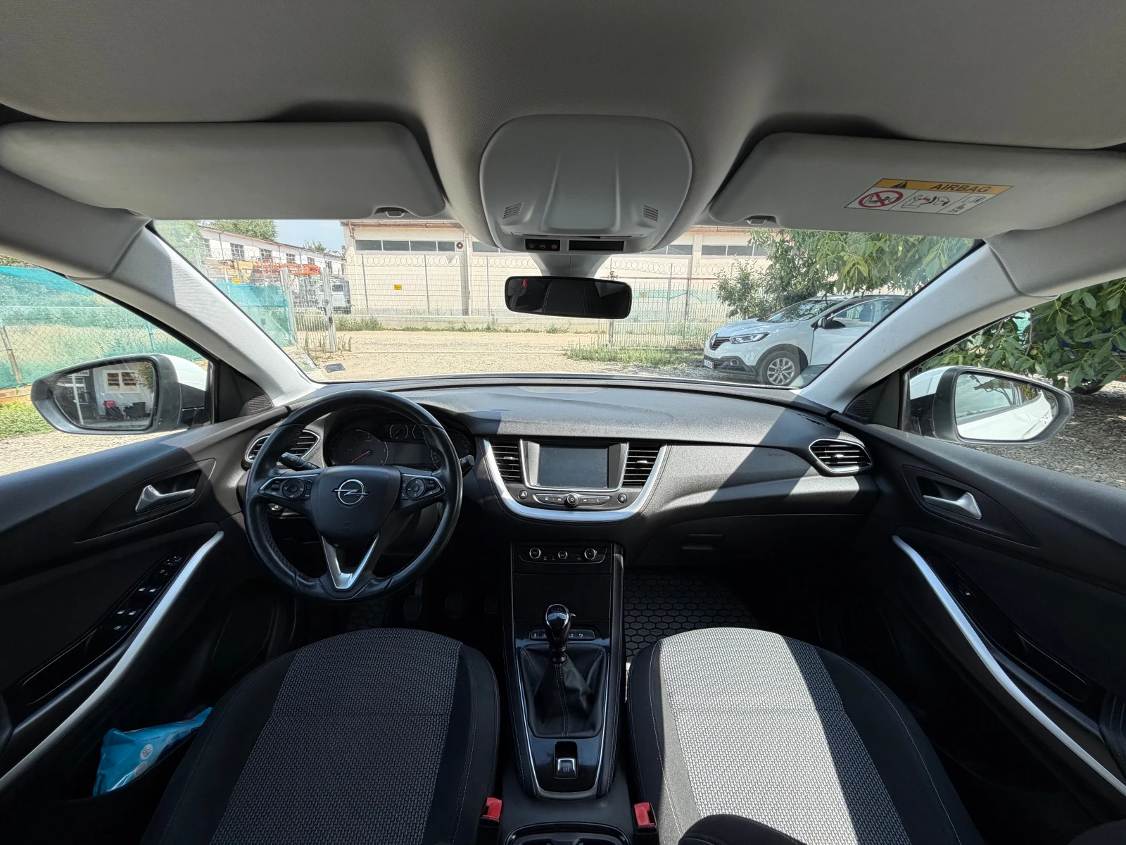 Opel Grandland X 1.6HDi 120/E6, снимка 13 - Автомобили и джипове - 53417067