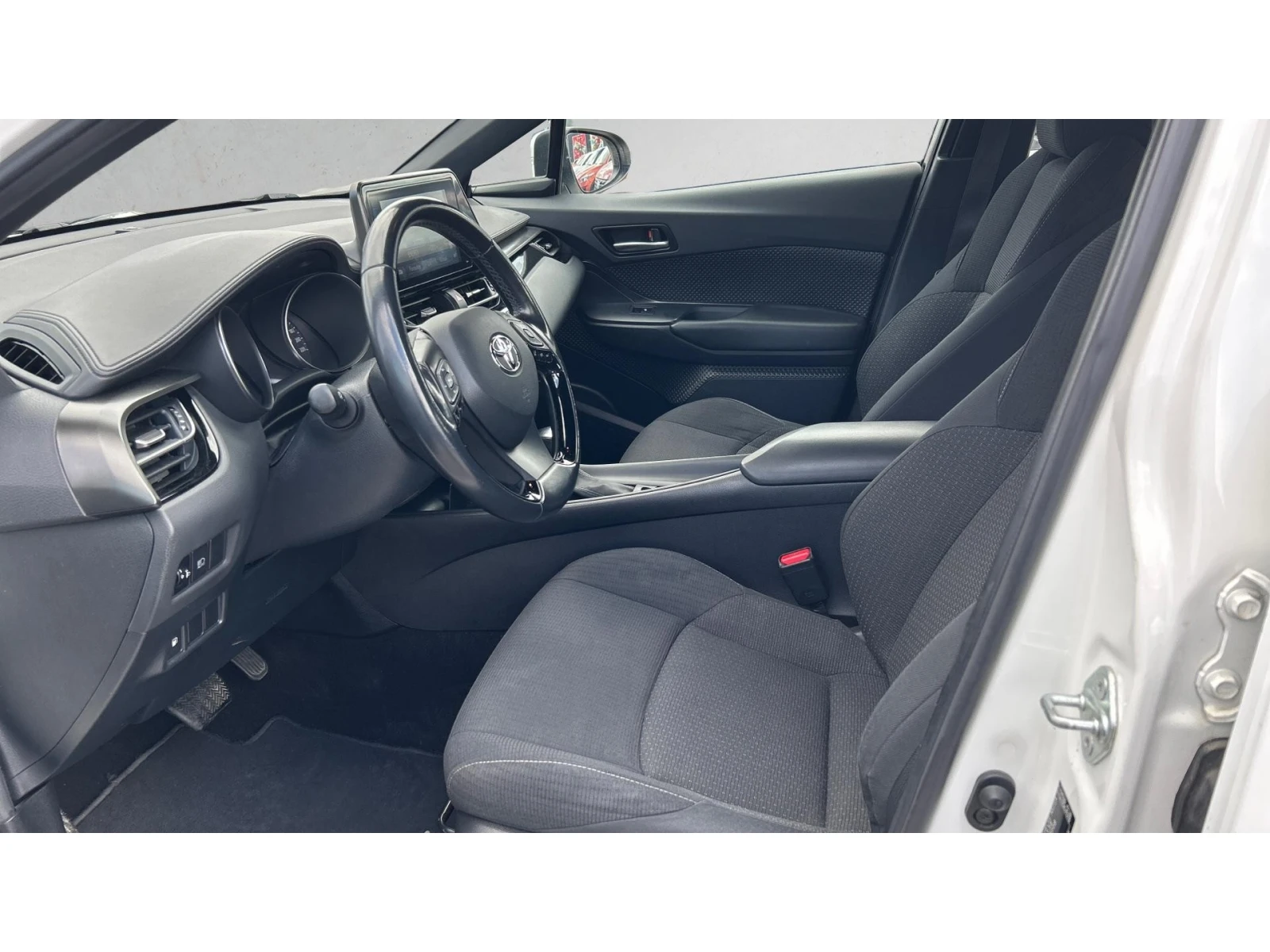 Toyota C-HR 1.8 HSD, ������� ������ �� 221   | Mobile.bg � ����������� 11