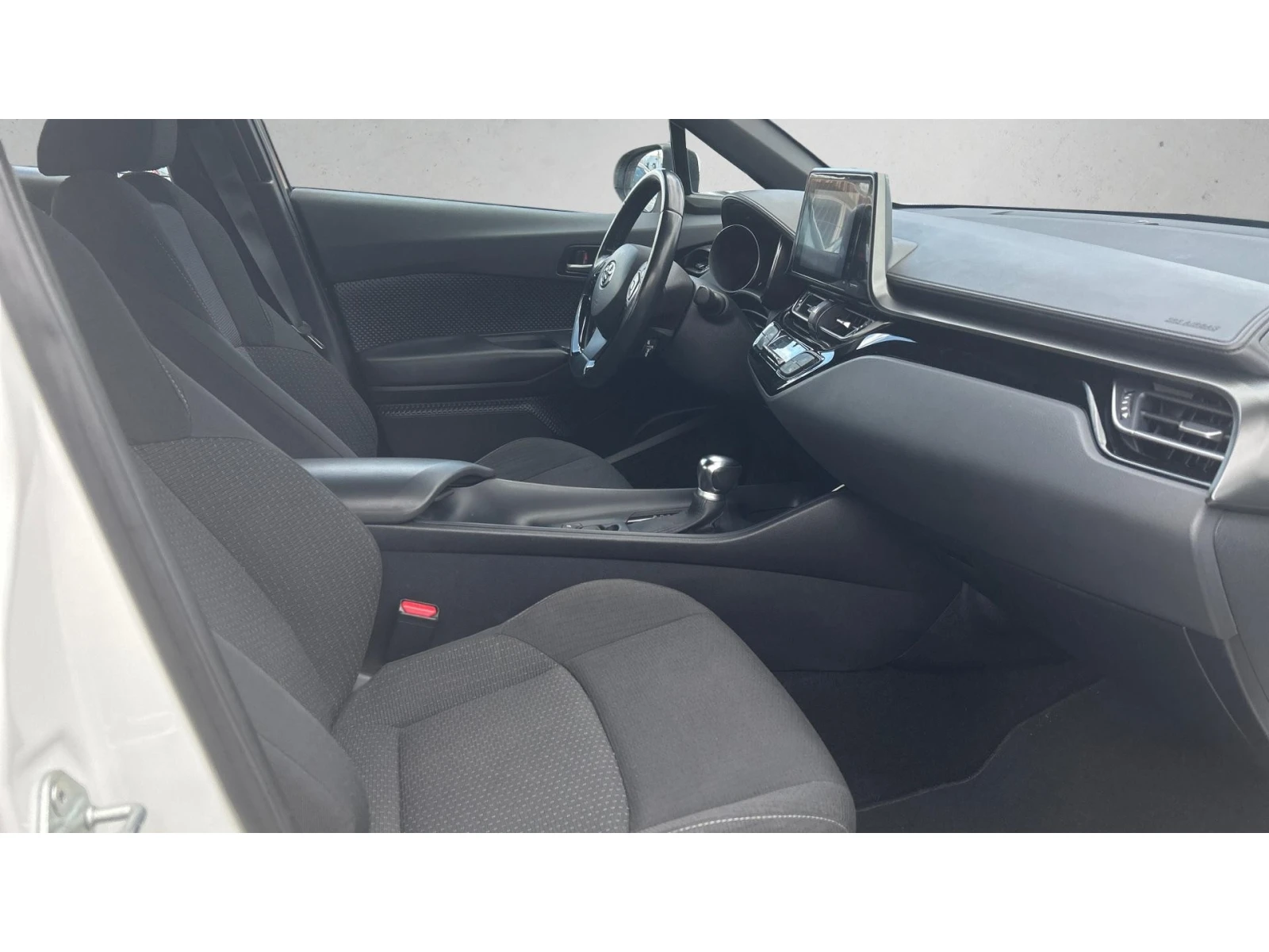 Toyota C-HR 1.8 HSD, ������� ������ �� 221   | Mobile.bg � ����������� 9