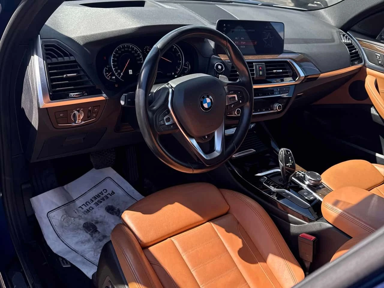 BMW X3 ПАНОРАМА| ПОДГРЕВ| КЛИП НА МОТОРА| СЕРВИЗНА КНИЖКА, снимка 7 - Автомобили и джипове - 54366684