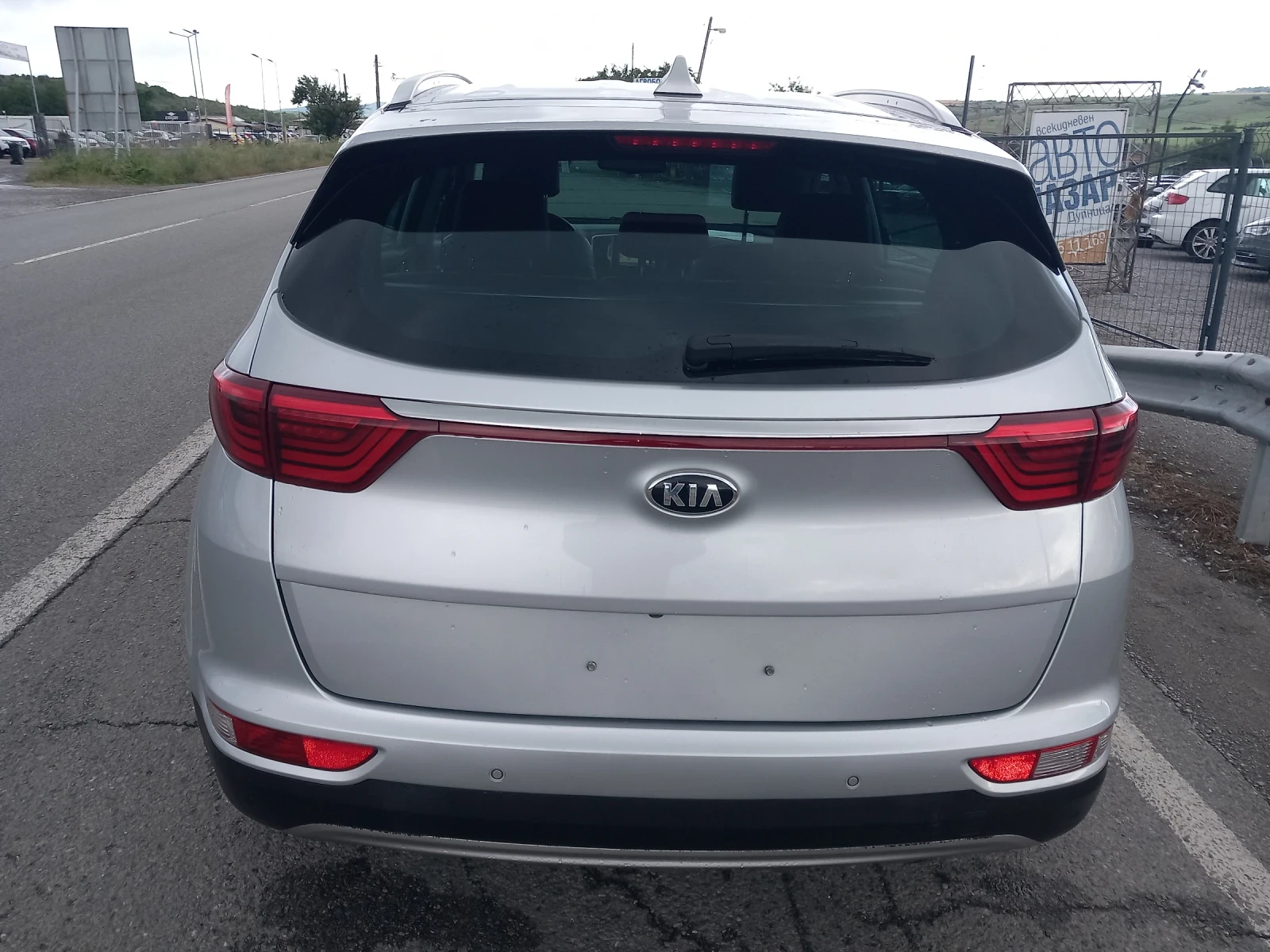 Kia Sportage 1.7 CRDI, снимка 5 - Автомобили и джипове - 54774684