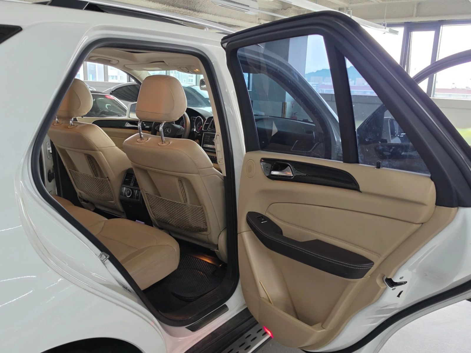 Mercedes-Benz GLE 350 d 4MATIC* ПОДГРЕВ* ОБДУХВАНЕ* PANORAMA, снимка 15 - Автомобили и джипове - 54983032