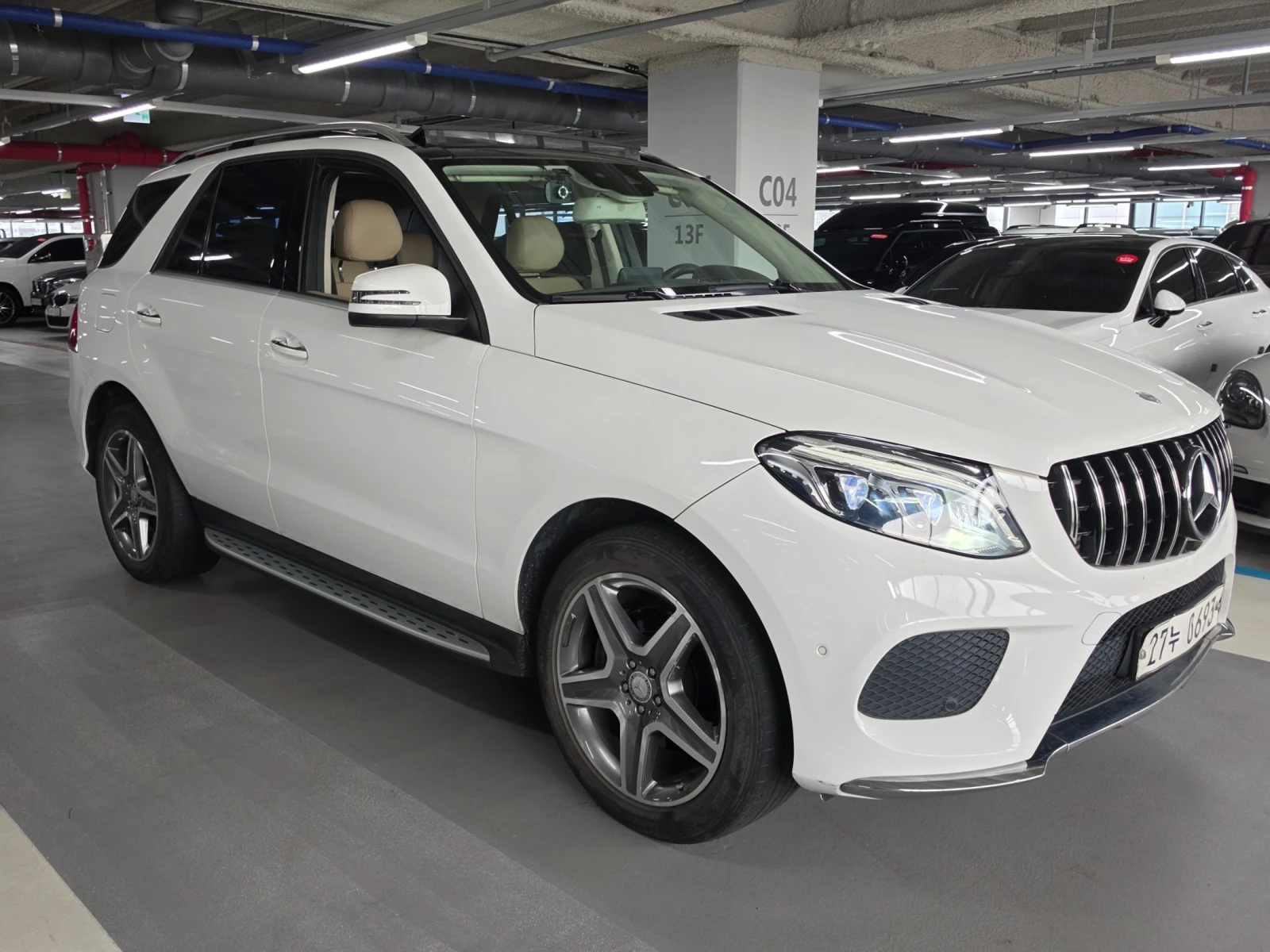Mercedes-Benz GLE 350 d 4MATIC* ПОДГРЕВ* ОБДУХВАНЕ* PANORAMA, снимка 6 - Автомобили и джипове - 54983032