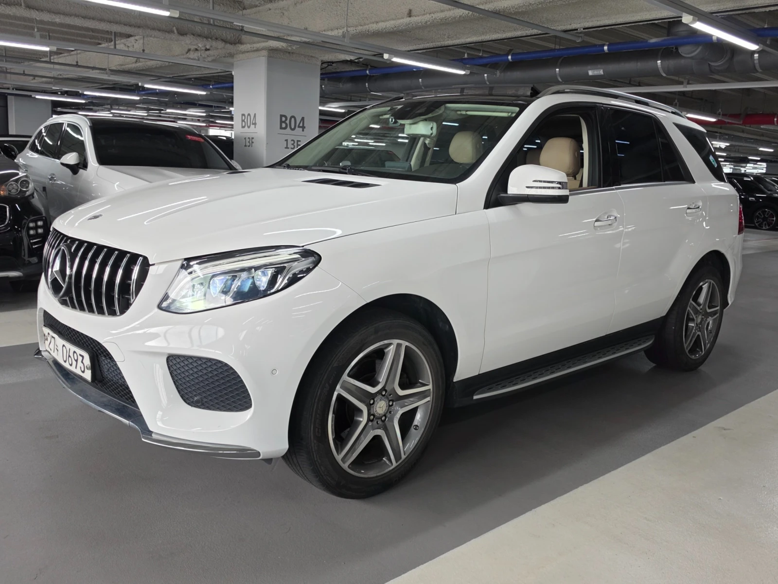 Mercedes-Benz GLE 350 d 4MATIC* ПОДГРЕВ* ОБДУХВАНЕ* PANORAMA, снимка 2 - Автомобили и джипове - 54983032