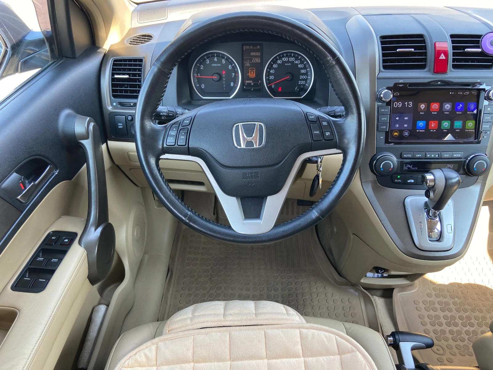 Honda Cr-v 2.0i-Прочетете допълнителната информация!, снимка 9 - Автомобили и джипове - 54994849
