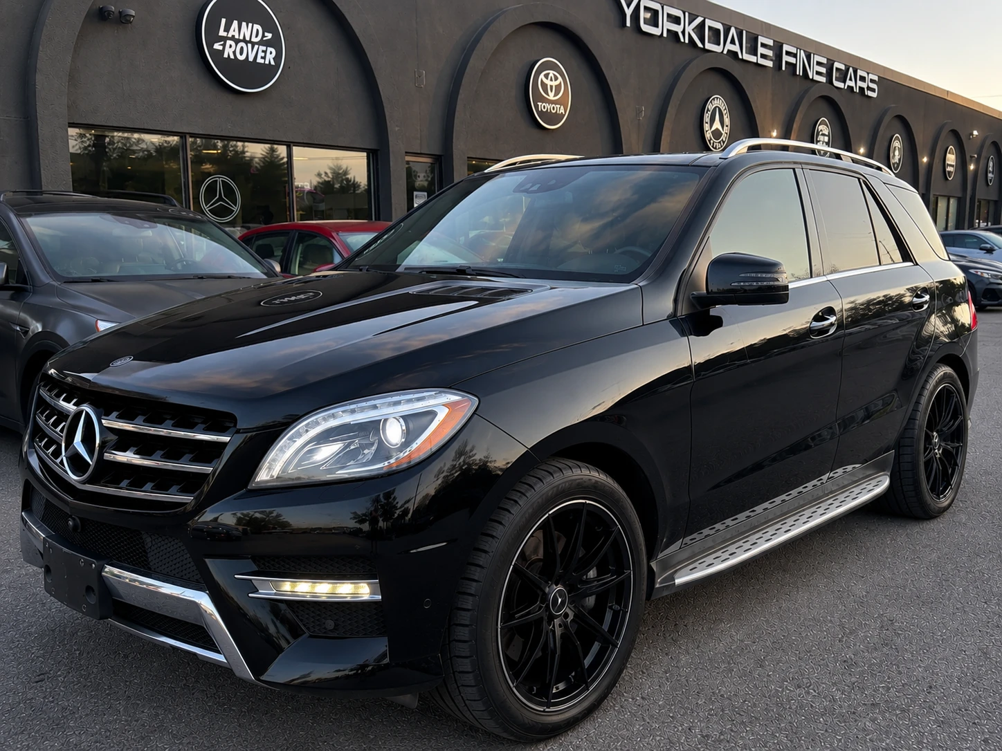Mercedes-Benz ML 350 AMG| AirMatic| 360| Harman/Kardon| Keyless