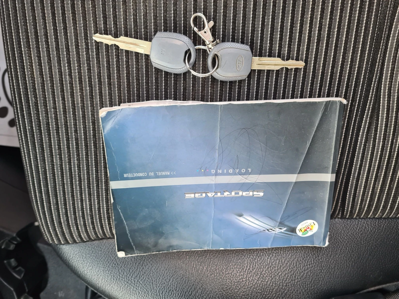 Kia Sportage 2.0CRDI 108p.s  4x4, снимка 17 - Автомобили и джипове - 55609641