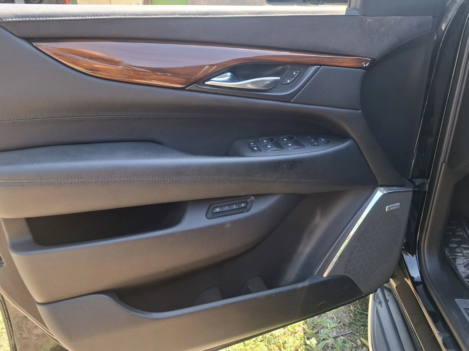 Cadillac Escalade Platinum, снимка 12 - Автомобили и джипове - 55731948