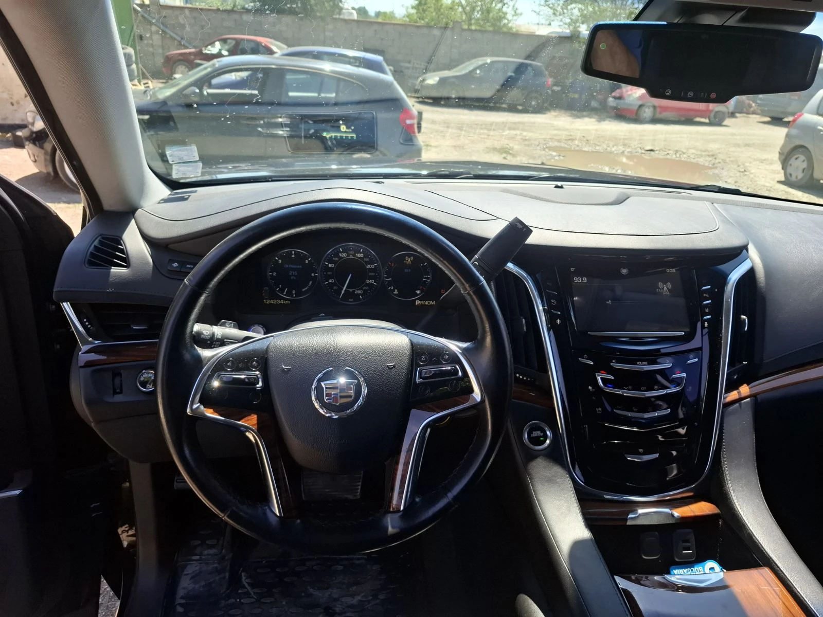 Cadillac Escalade Platinum, снимка 9 - Автомобили и джипове - 55731948