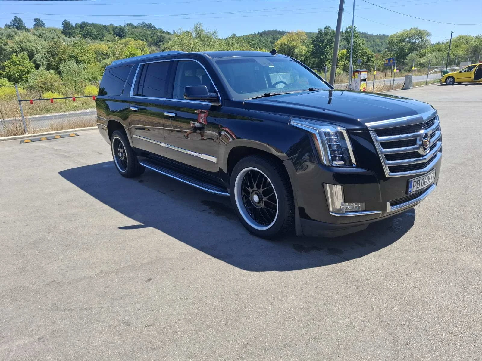 Cadillac Escalade Platinum, снимка 8 - Автомобили и джипове - 55731948