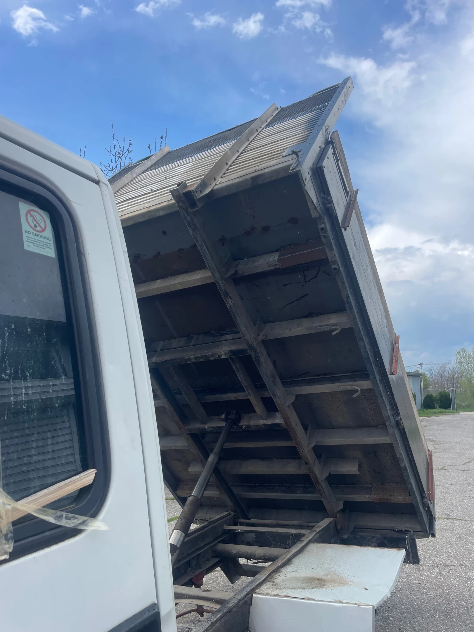 Iveco 35c13 2.8 - изображение 2