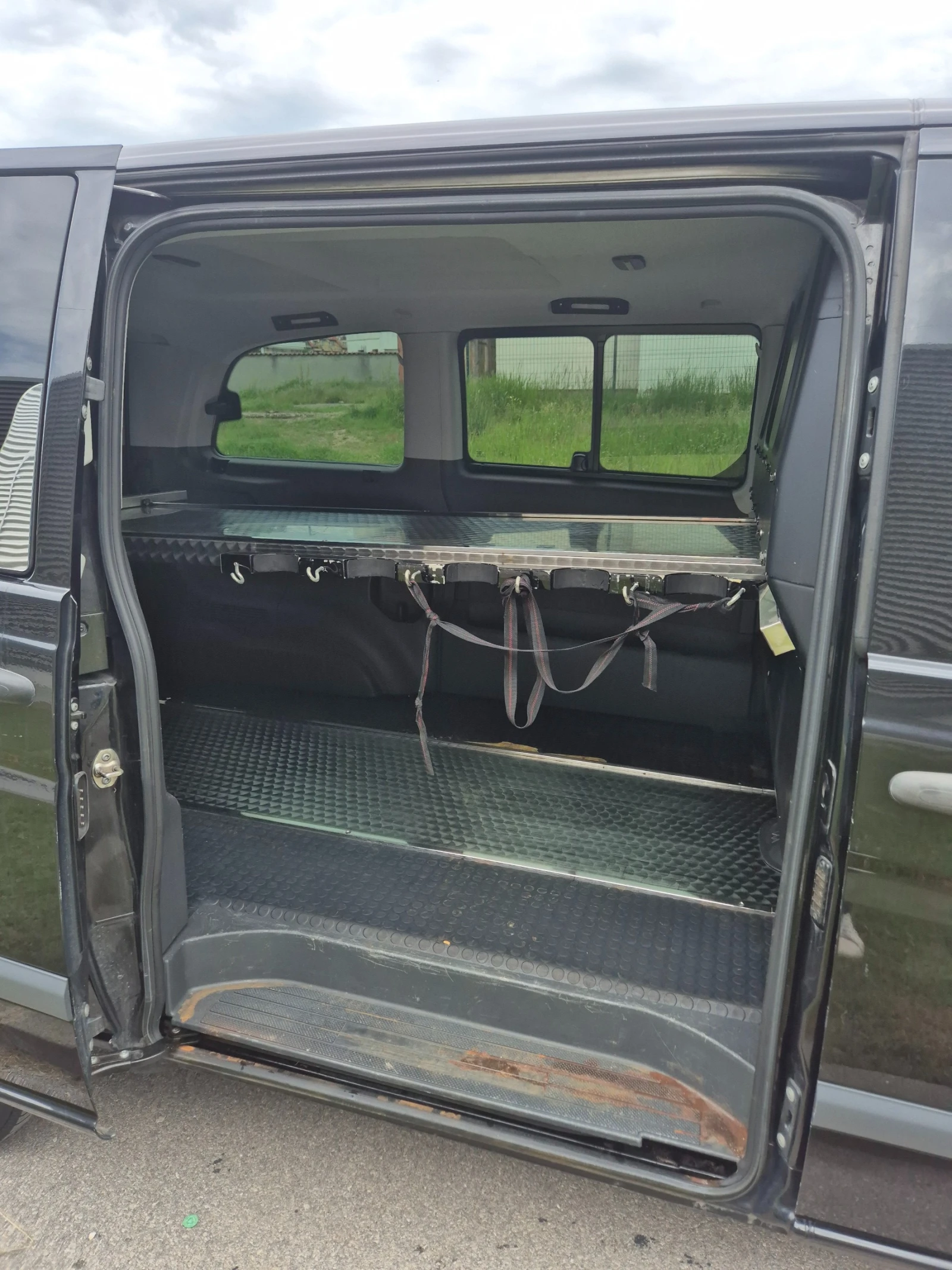 Mercedes-Benz Vito Катафалка, снимка 6 - Бусове и автобуси - 54609204