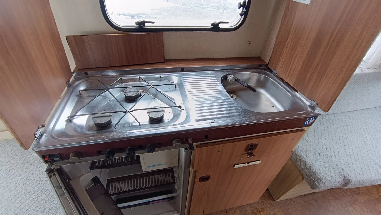 Каравана Chateau 380 - изображение 9