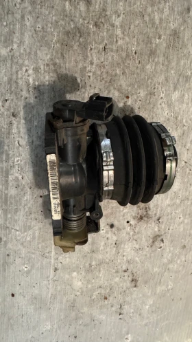 Дроселова Клапа за Ford Fiesta -  XS4U-9E927 / YS6U-DB / 010122F3