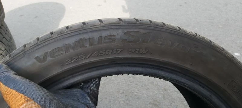 Гуми Летни 225/45R17, снимка 6 - Гуми и джанти - 33033876