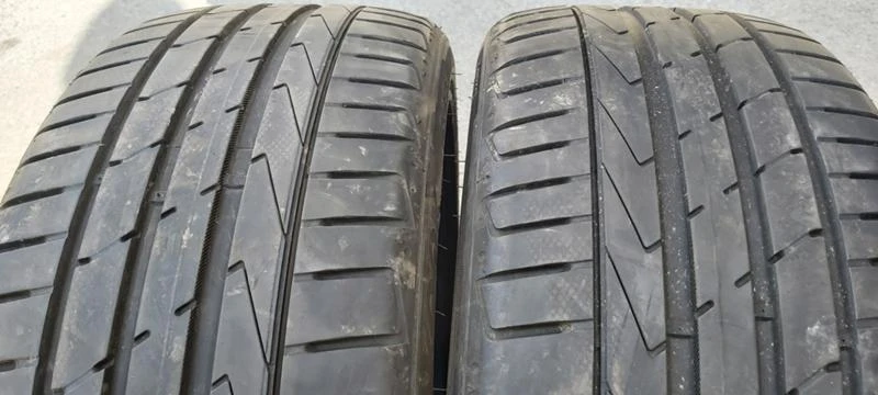 Гуми Летни 225/45R17, снимка 1 - Гуми и джанти - 33033876