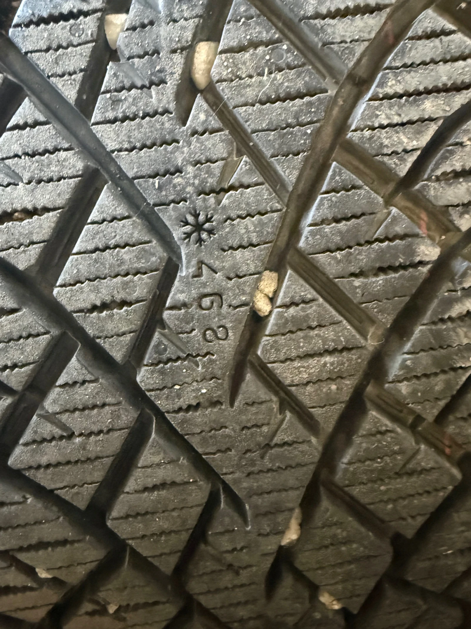Гуми с джанти Nokian 265/65R17, снимка 11 - Гуми и джанти - 55451604
