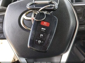 Toyota Camry * Hybrid Se* , снимка 9