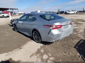 Toyota Camry * Hybrid Se* , снимка 3