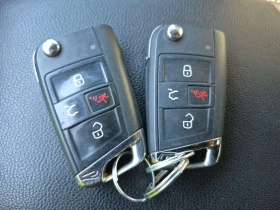 VW Golf R //CARFAX/КОЖА/ПОДГРЕВ/ДИГИТАЛЕН КМ/2 КЛЮЧА, снимка 8