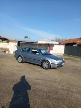 Skoda Octavia 1.6, i, снимка 6