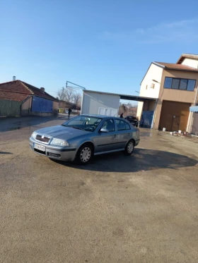 Skoda Octavia 1.6, i, снимка 8