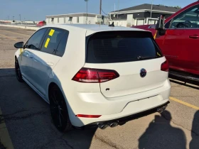 VW Golf R //CARFAX/КОЖА/ПОДГРЕВ/ДИГИТАЛЕН КМ/2 КЛЮЧА | Auto.bg — изображение 4