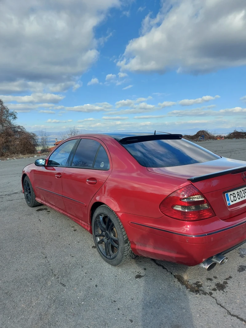 Mercedes-Benz E 500, снимка 5 - Автомобили и джипове - 49350130