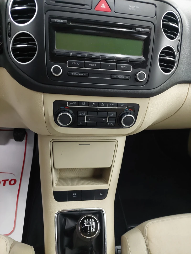 VW Golf Plus 2.0 tdi FACELIFT, снимка 6 - Автомобили и джипове - 51905439