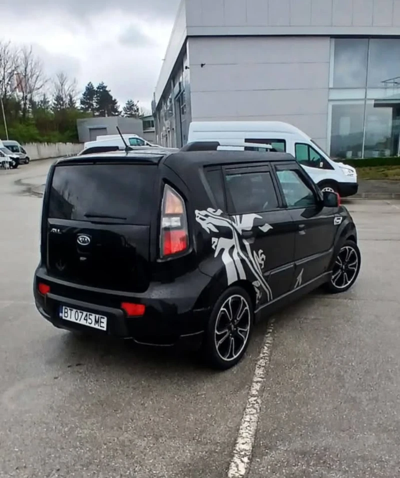 Kia Soul 1.6i 126ps, снимка 4 - Автомобили и джипове - 52474014