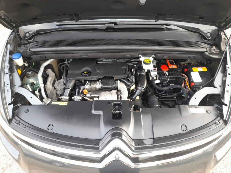 Citroen Grand C4 Picasso 1.6HDI , снимка 17 - Автомобили и джипове - 52178917