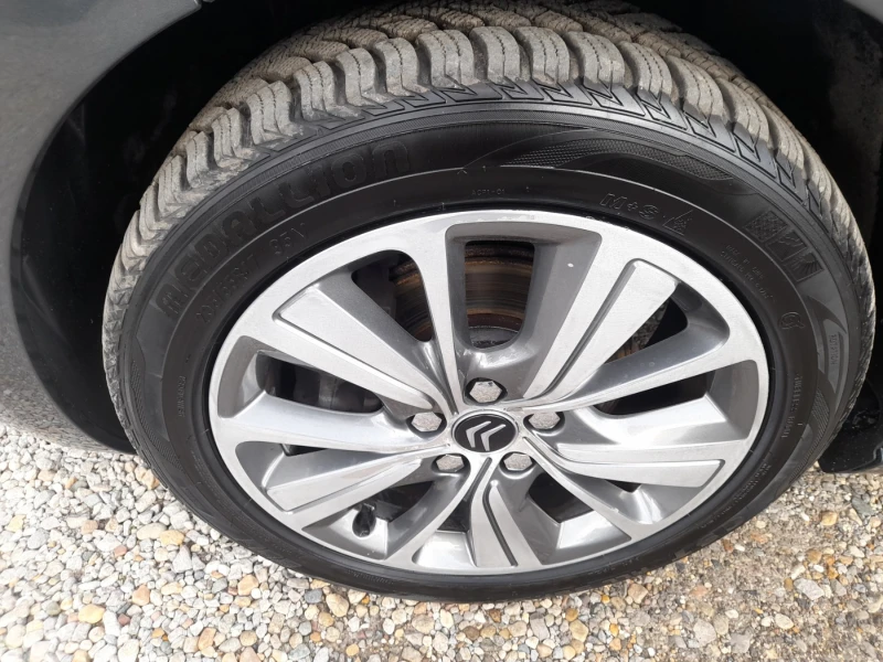 Citroen Grand C4 Picasso 1.6HDI , снимка 11 - Автомобили и джипове - 52178917