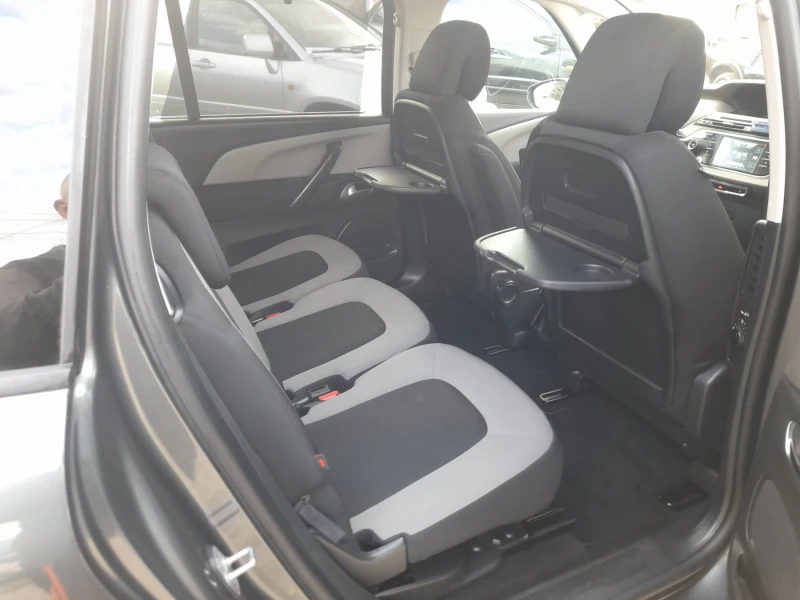 Citroen Grand C4 Picasso 1.6HDI , снимка 9 - Автомобили и джипове - 52178917