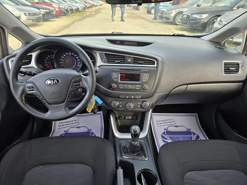 Kia Ceed 1.6d 110к.с Топ състояние , снимка 16 - Автомобили и джипове - 52846859