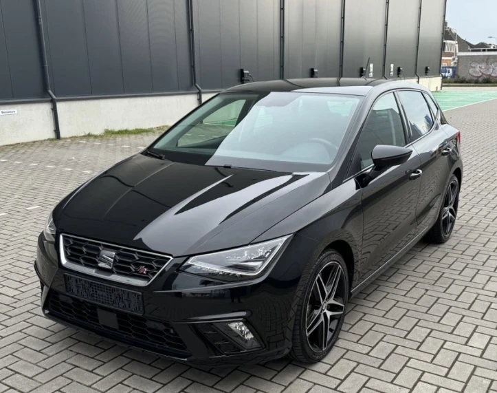 Seat Ibiza Ibiza FR Package 1.6 TDI 2019 , снимка 1 - Автомобили и джипове - 47900752