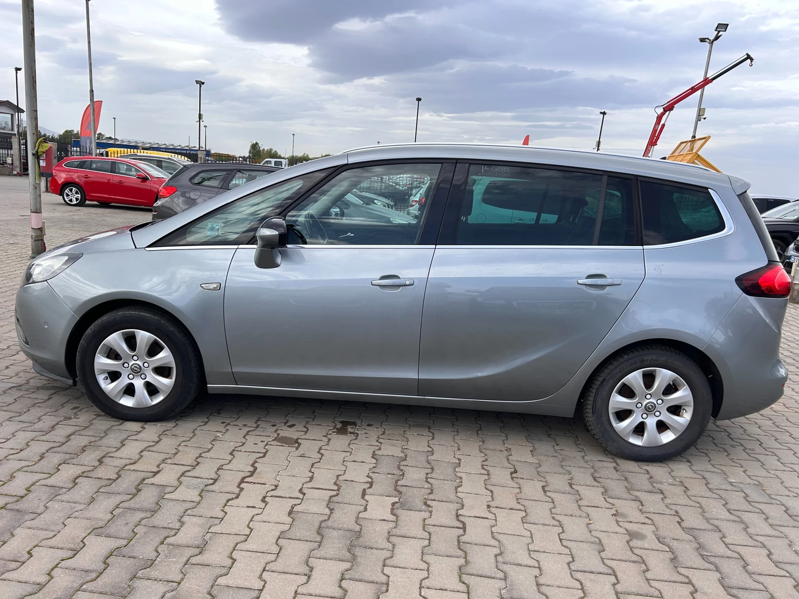 Opel Zafira 1.6CDTI 6+ 1 NAVI EURO 6 ЛИЗИНГ - изображение 9