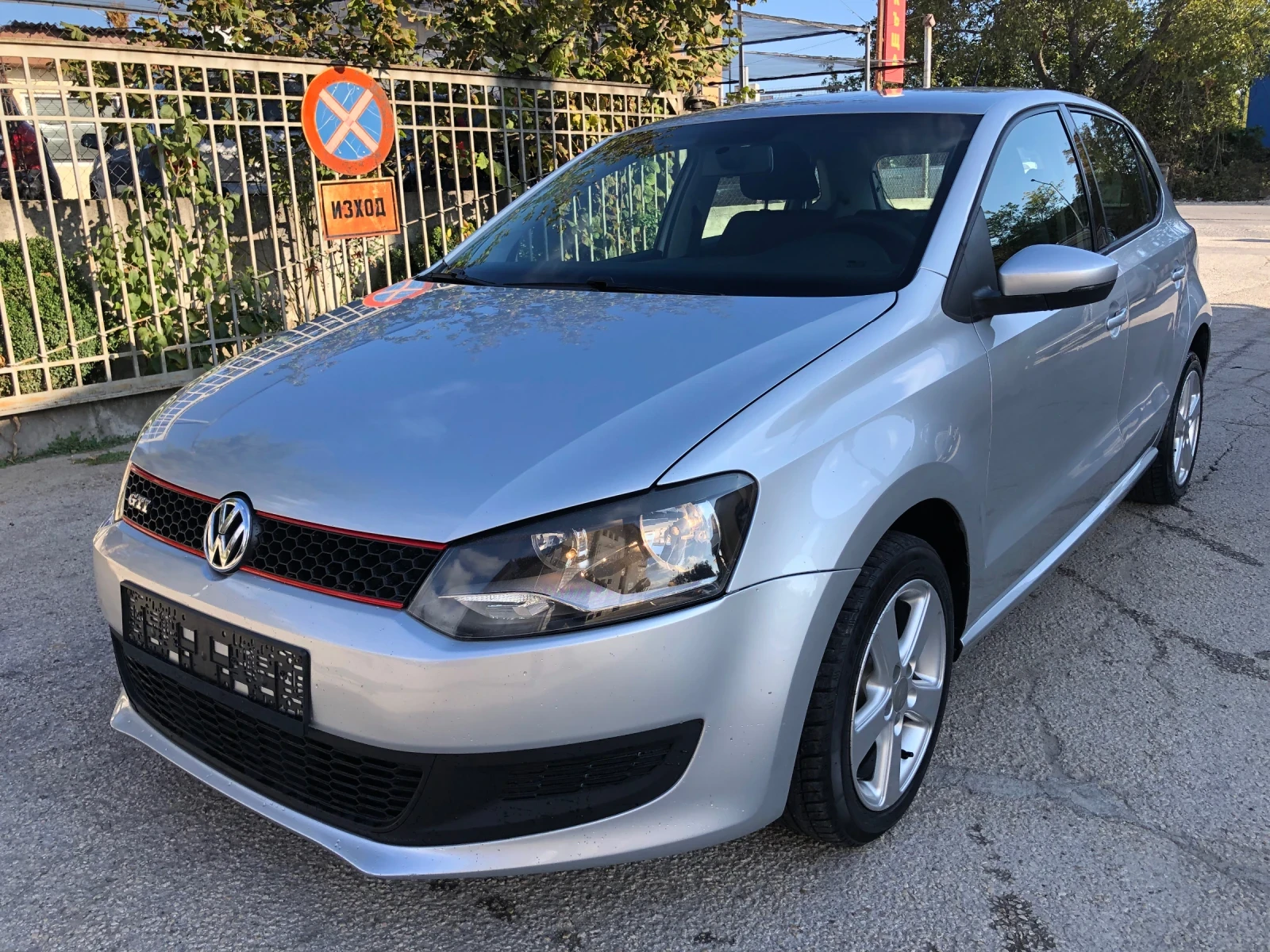 VW Polo 1.2TSI 105k.c. 6ck. - изображение 8