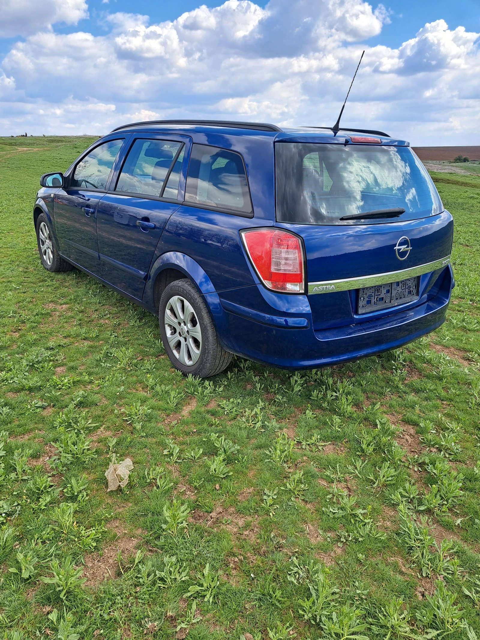 Opel Astra 1.9 CDTI - изображение 4