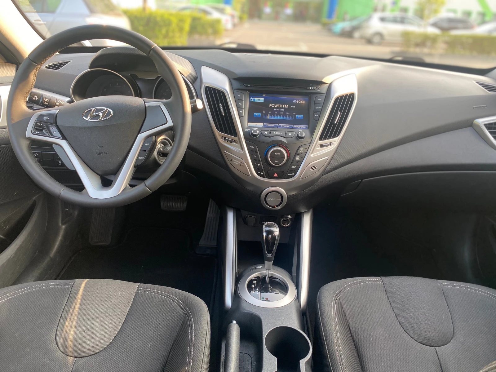 Hyundai Veloster  1, 6   | Mobile.bg   11